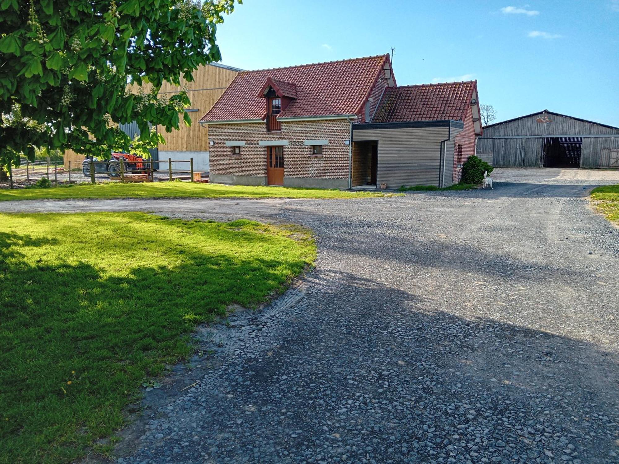 Gite Ferme Du Marronnier Derchigny Екстер'єр фото