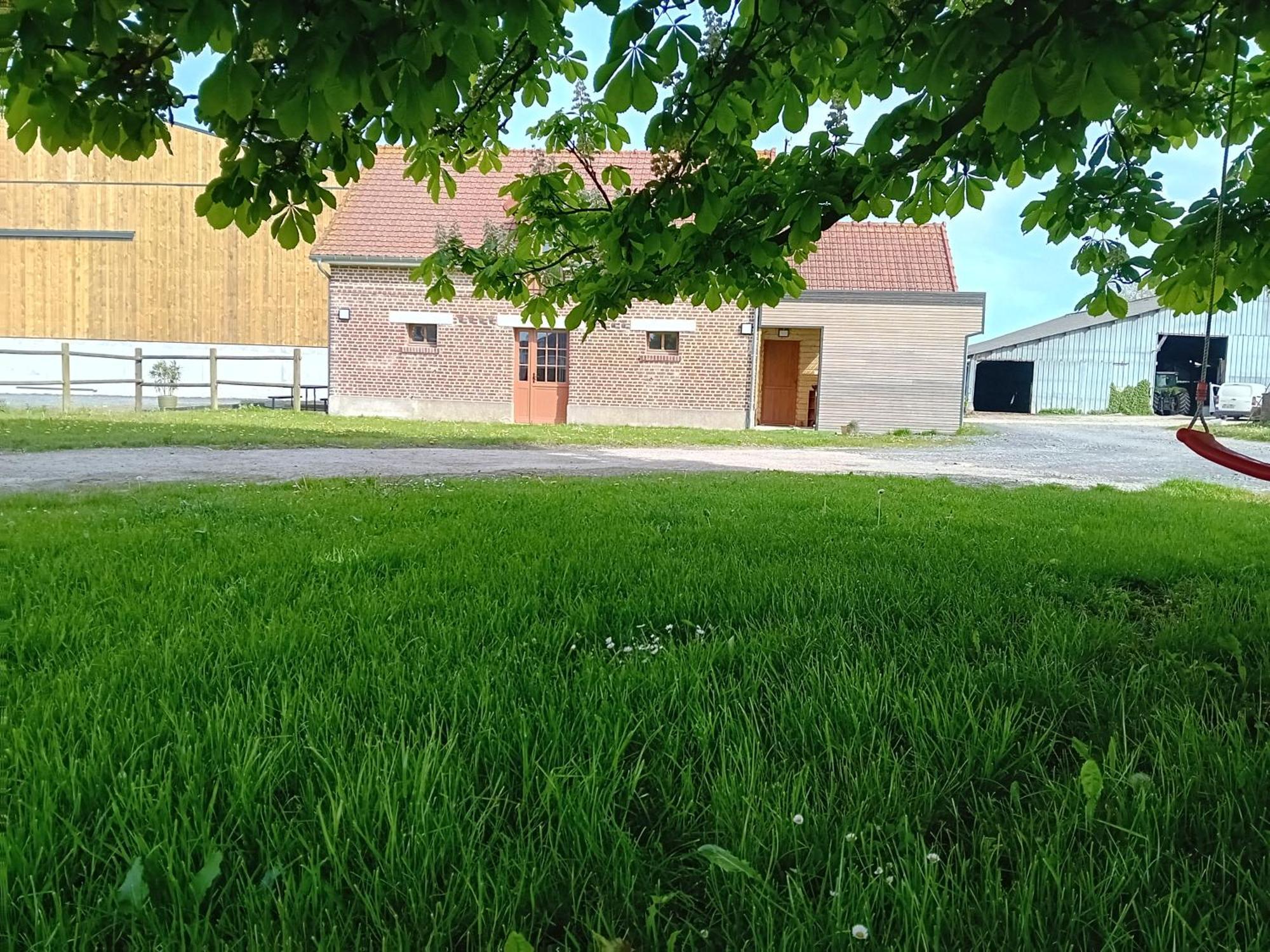 Gite Ferme Du Marronnier Derchigny Екстер'єр фото